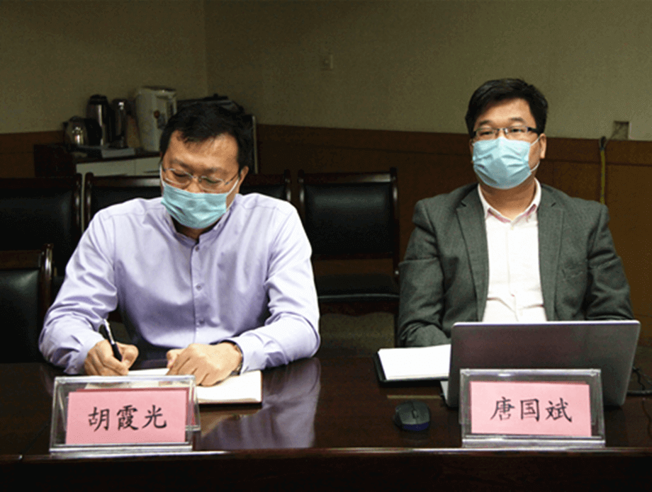 鄭州交通建設(shè)投資有限公司董事長(zhǎng)一行到我公司開(kāi)展合作交流