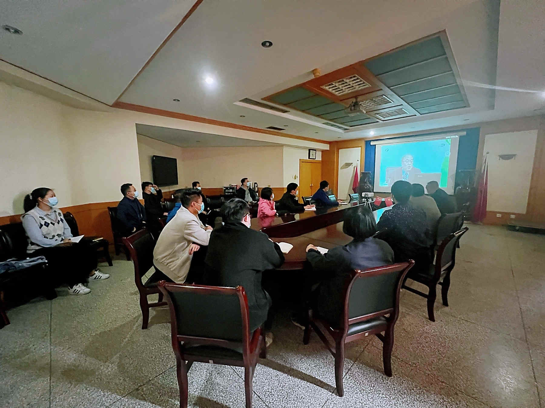 公司黨委組織收看《綠色低碳轉型戰(zhàn)略》線上講座
