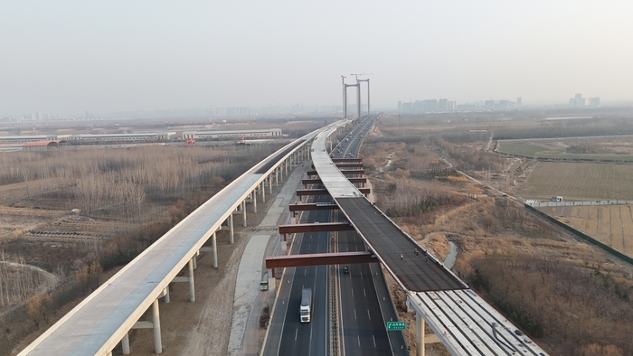 國內(nèi)首條高速公路車道“六改十二”，京臺高速齊濟(jì)段拿下多項智能首創(chuàng)